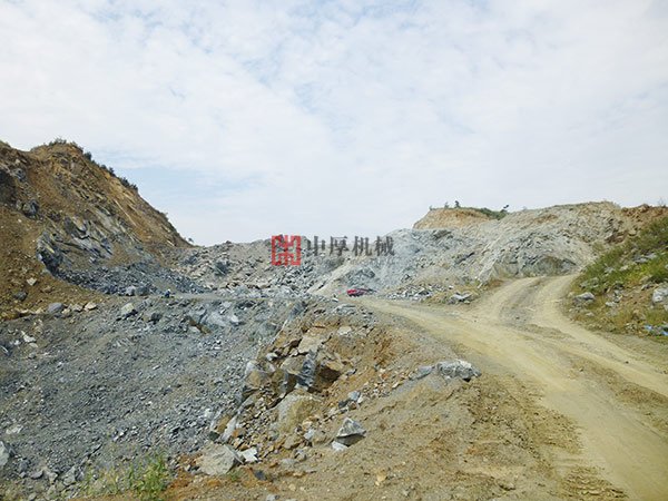 大型液壓圓錐破碎機廠家